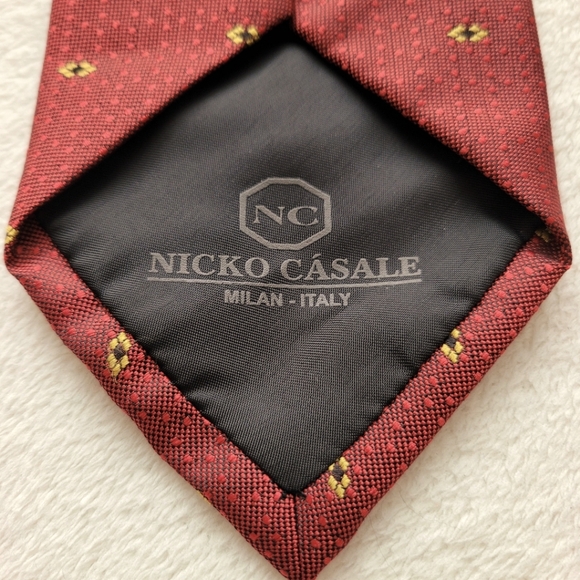 Made in Italy Jacquard Polyester Tie EUC Brick Red & Gold - Picture 2 of 9